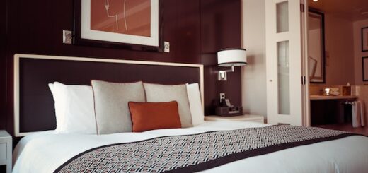 Łóżko do sypialni 120 x 200 z pojemnikiem - czy sprawdzi się w Twoim mieszkaniu